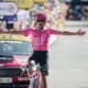 Richard Carapaz gana la etapa 18 del Tour de Francia 2026. Foto Tour de Francia
