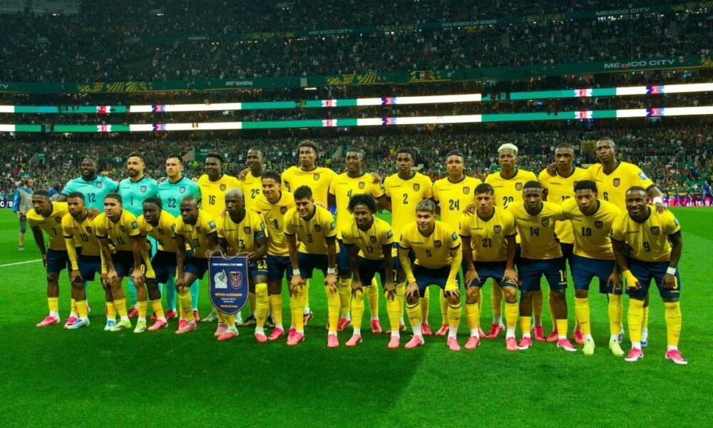 La Selección de Ecuador en su último partido del Mundial ante México, el 30 de junio. Foto: La Tri