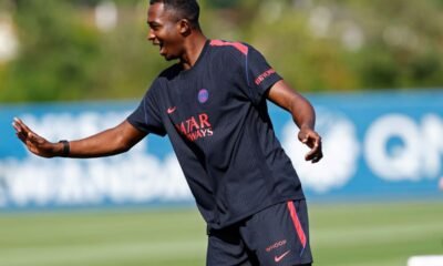 Willian Pacho este viernes 31 de julio en los entrenamientos del PSG. Foto PSG