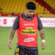 Milton Céliz calentando previo al enfrentamiento a Guayaquil City en el Monumental. Foto: Barcelona