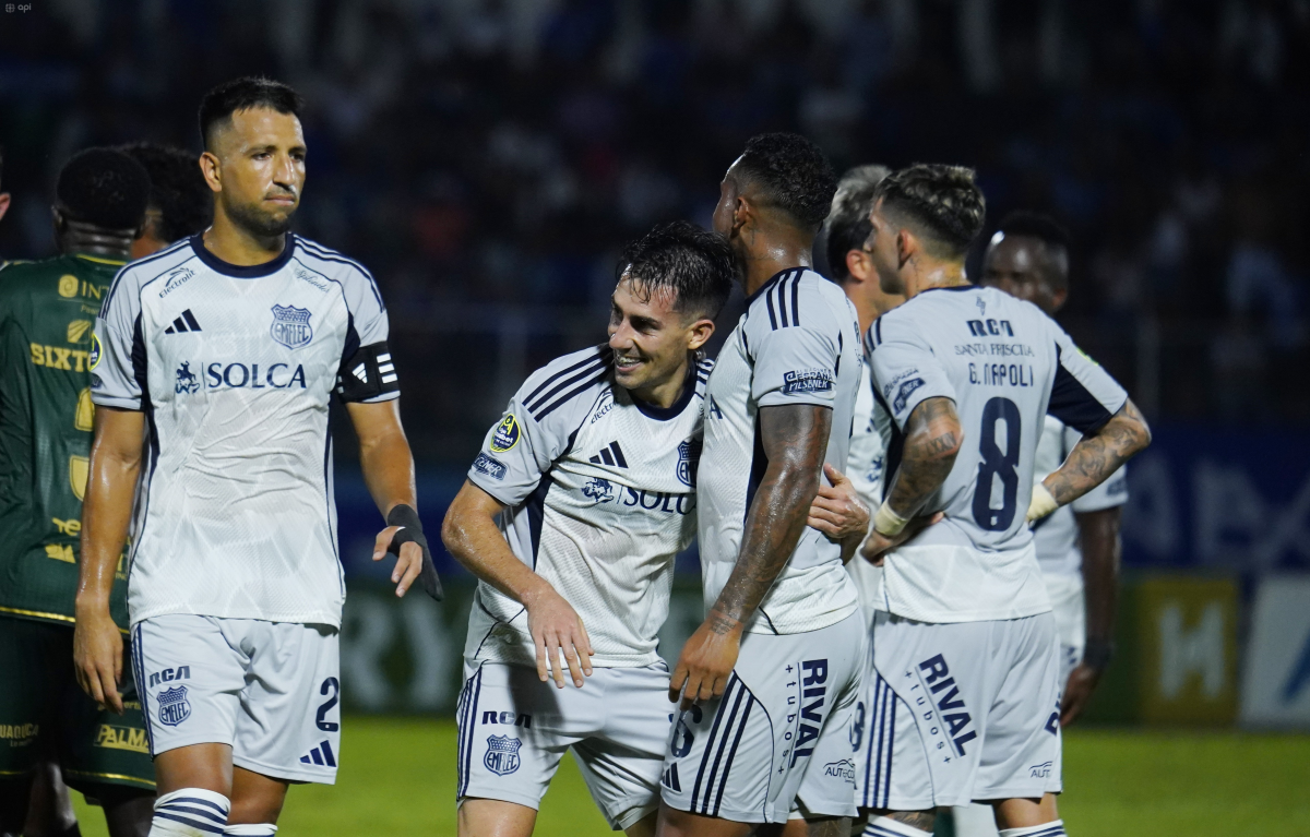 Juan Pablo Ruiz celebrando su gol ante Orense. Foto: API