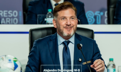 Alejandro Domínguez siendo reelegido como presidente de la Conmebol en 2025. Foto: Conmebol