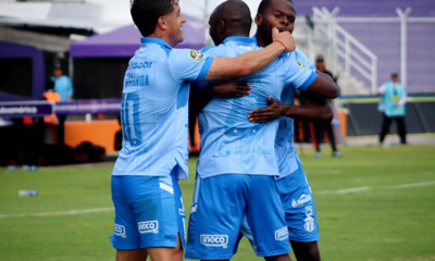 Jordán Mohor celebrando su gol con sus compañeros de Macará. Foto: Redes sociales Macará