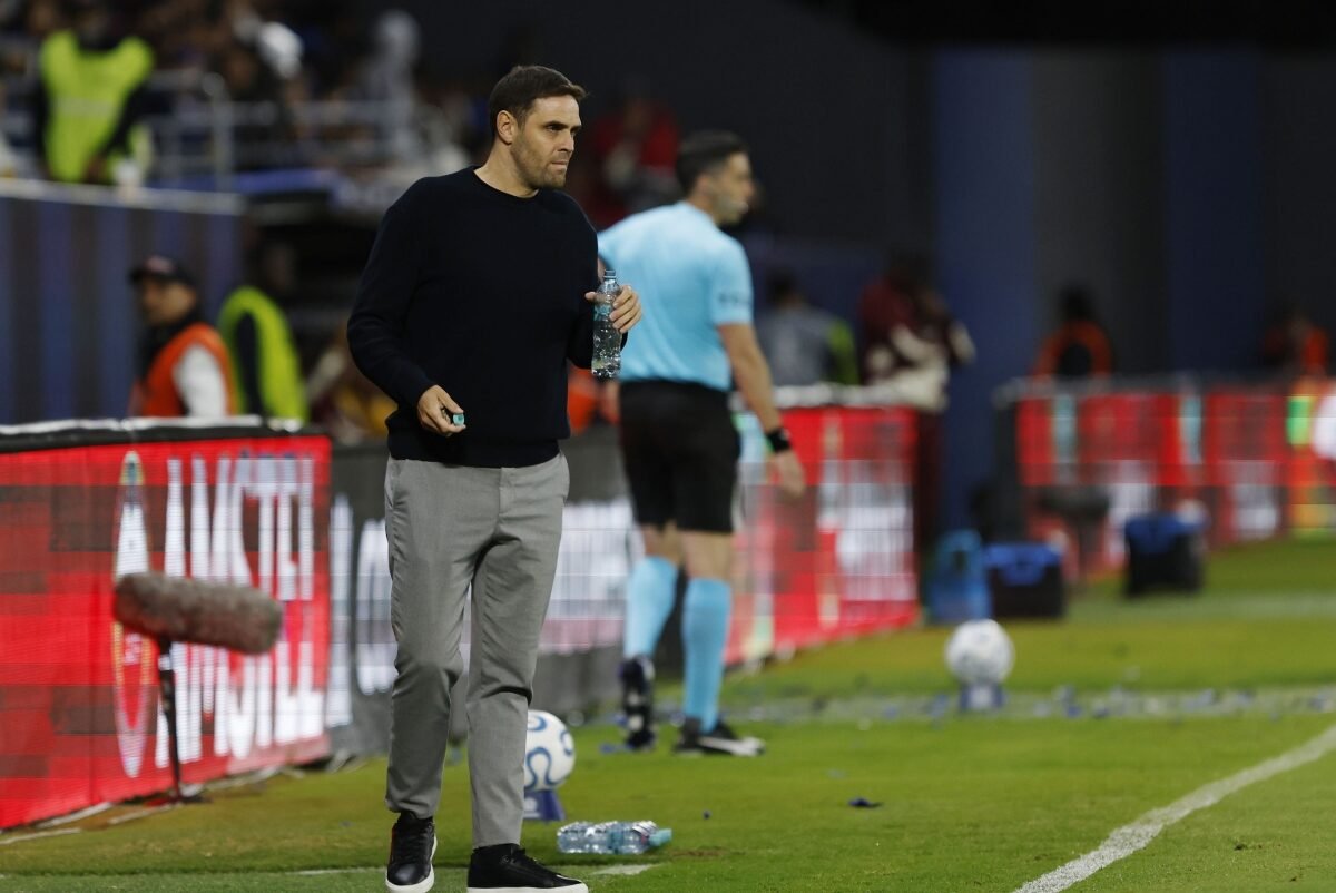 Joaquín Papa, entrenador de IDV, en el partido frente a Deportes Tolima. Foto: API