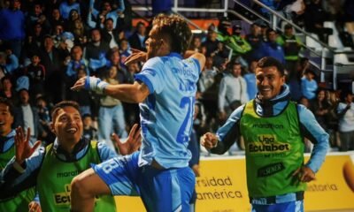 Los jugadores de Macará festejan un gol. Foto: Macará