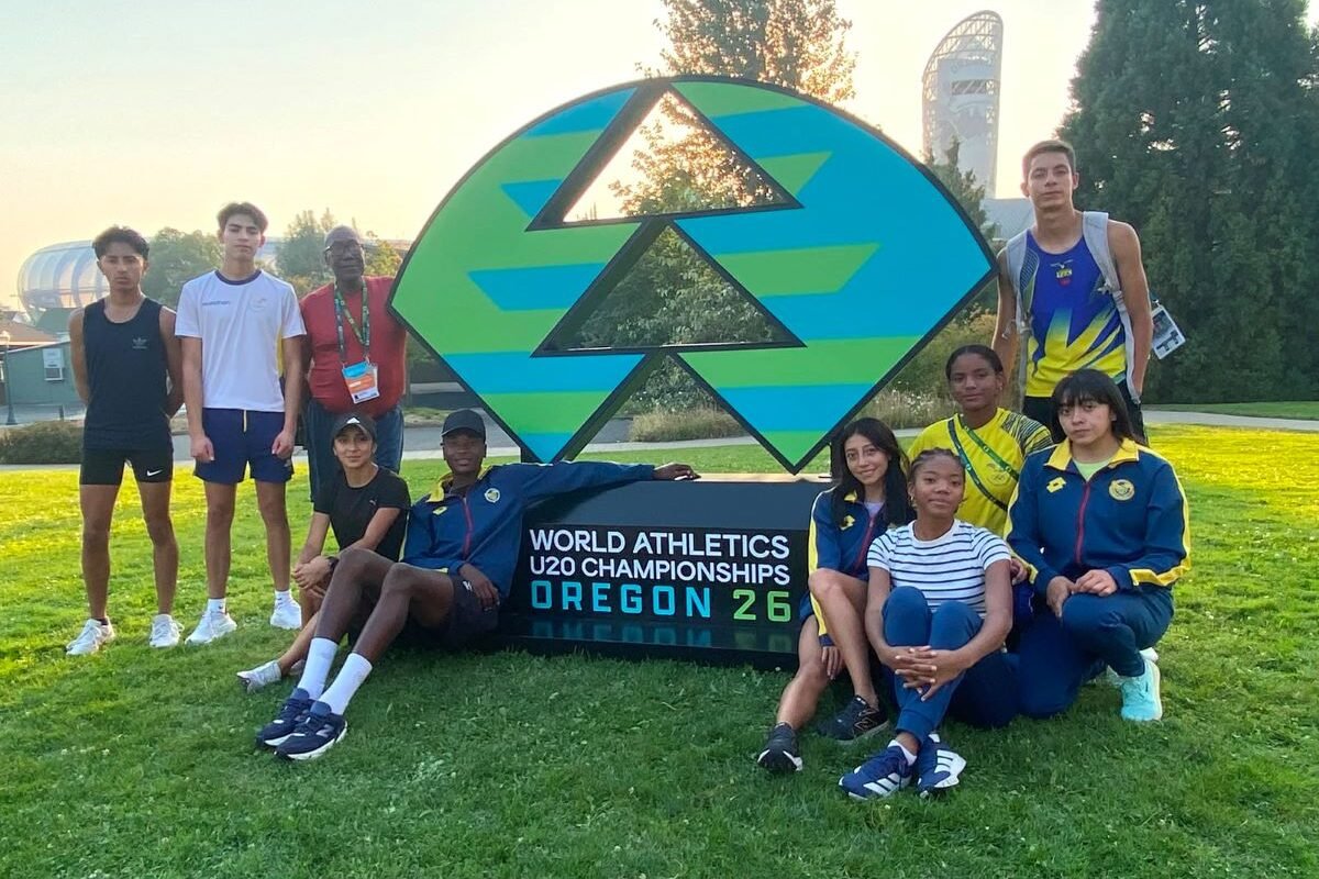 Delegación de atletas ecuatorianos en el Mundial de Atletismo en Oregon. Foto Federación de Atletismo