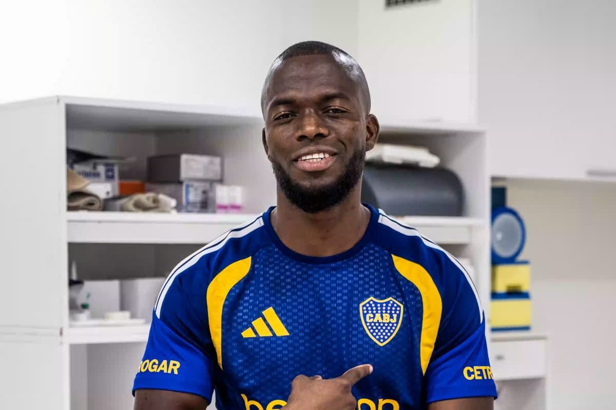 Enner Valencia con la camiseta de Boca Juniors. Foto: Boca Juniors