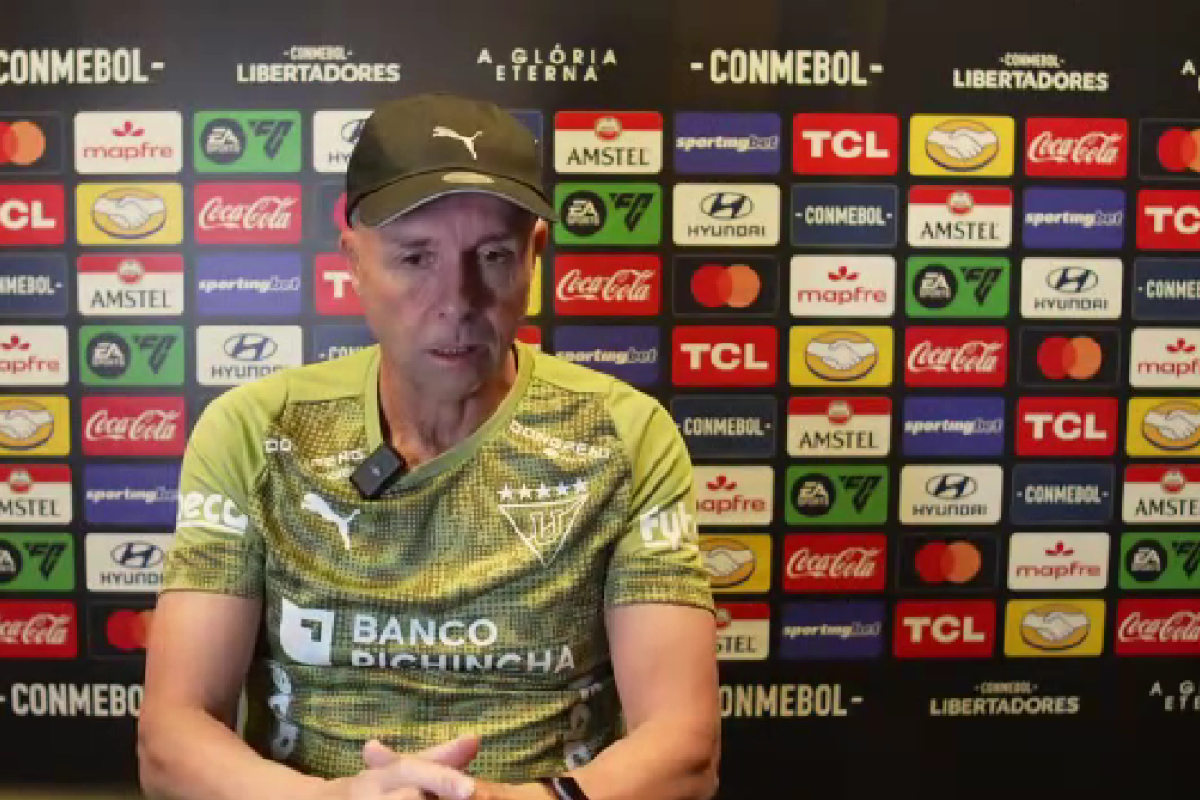 Gustavo Álvarez en rueda de prensa previo al partido ante Mirassol. Foto Captura de Pantalla