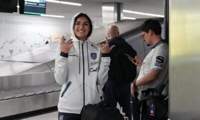 Doménica Palacios, arquera de Ecuador Sub-20, en el aeropuerto de Polonia. Foto: LaTri