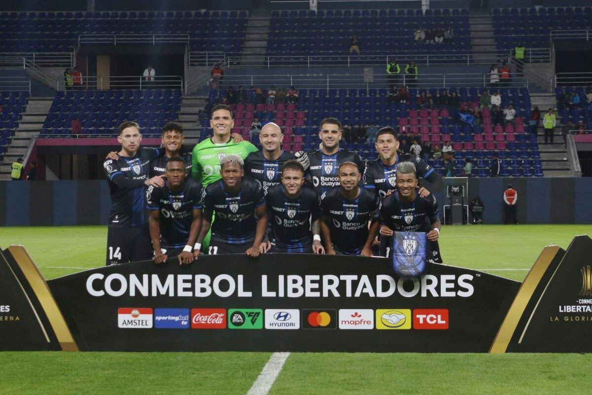 El equipo de Independiente del Valle que jugó contra Libertad, de Paraguay, en la Conmebol Libertadores, el 19 de mayo. Foto: API