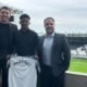 Johan Martínez en el estadio de Newcastle. Foto Attacantti