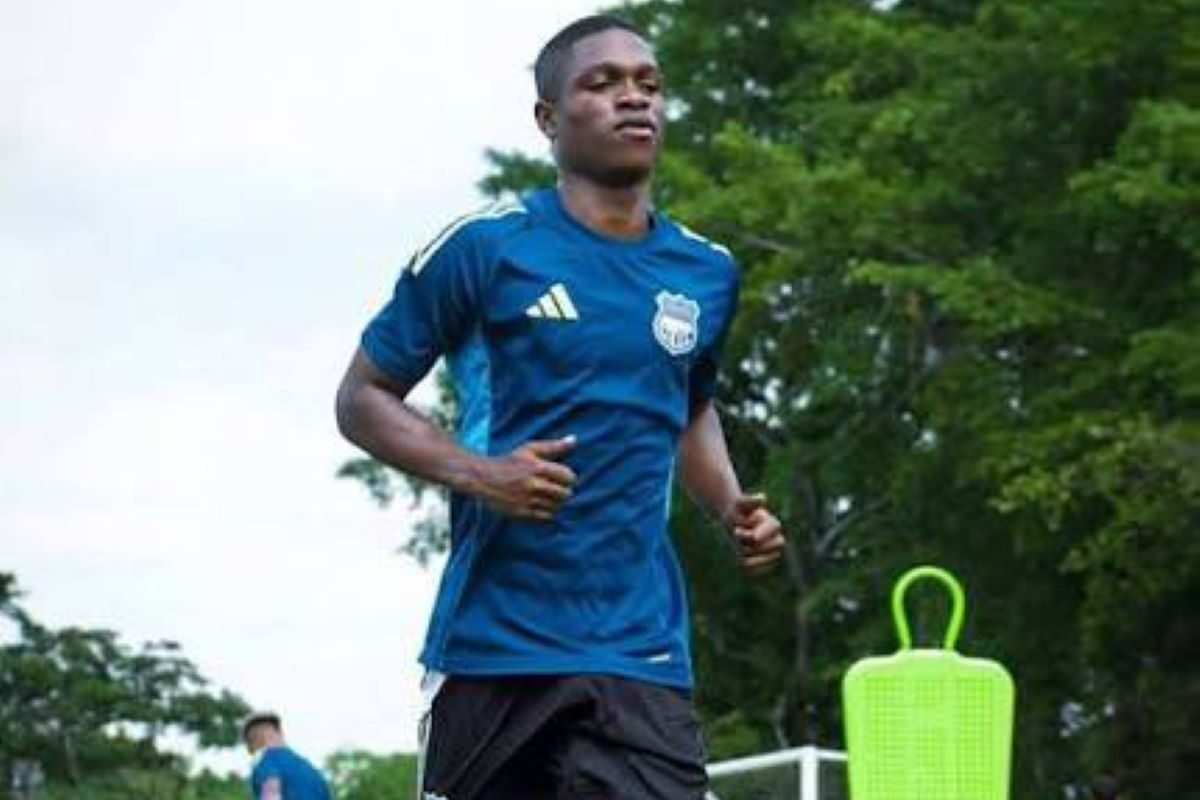 Josué Palma entrenando con Emelec en 2025. Foto Emelec