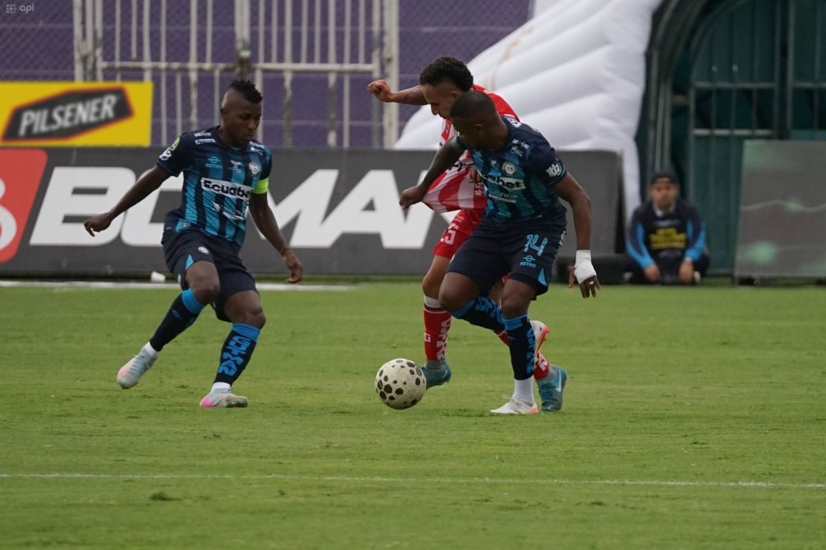 Miller Bolaños hizo un doblete ante Técnico Universitario. Foto: API