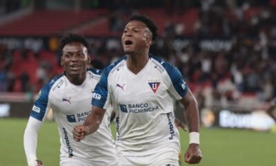 Michael Estrada en su doblete ante Delfín por la fecha 23 de la LigaPro. Foto API