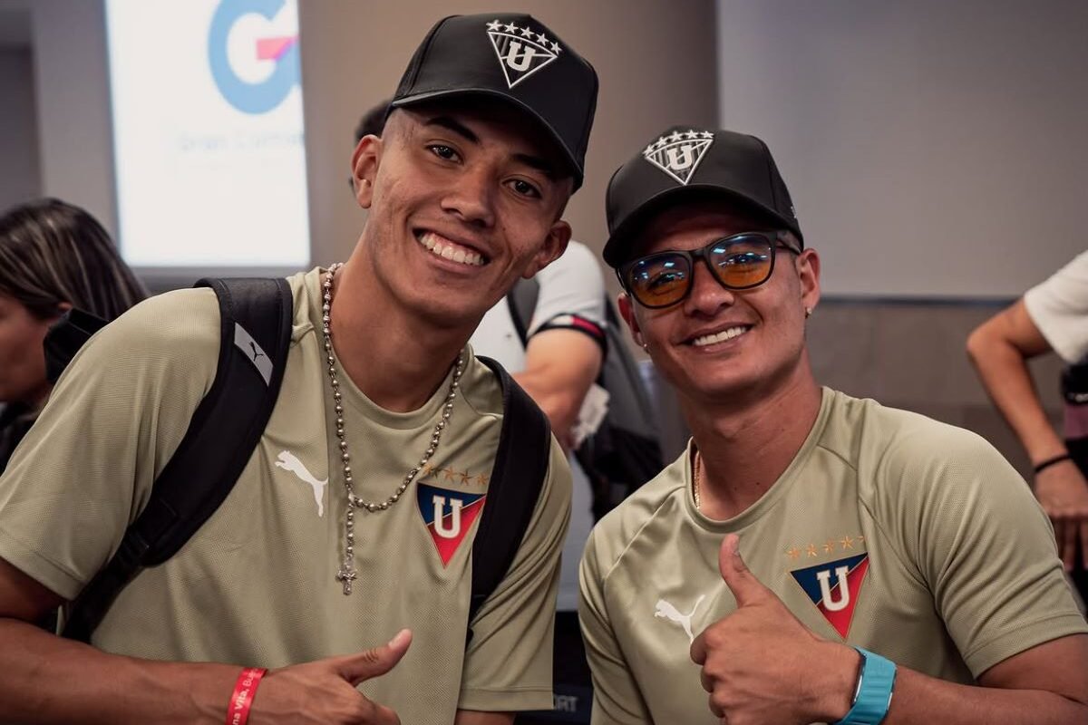 Sebastián González y Alexander Alvarado rumbo a Brasil con LDU. Foto LDU