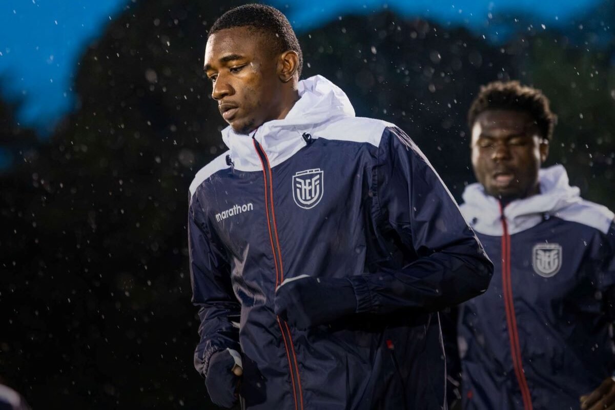 Denil Castillo y Jordy Caicedo en el entrenamiento en Yokohama, Japón. Foto La Tri