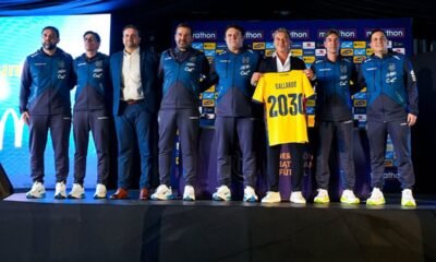 Marcelo Gllardo y su equipo de trabajo en Ecuador. Foto: La Tri