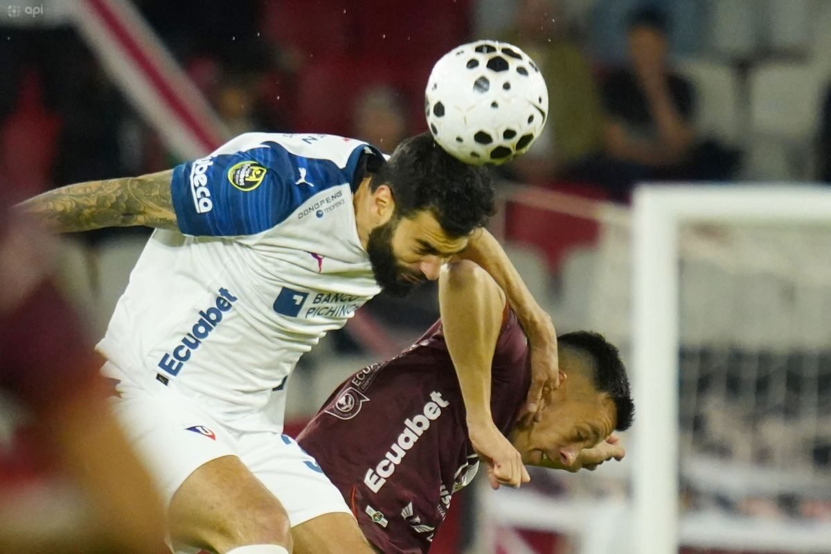 Gian Franco Allala, de Liga de Quito, en el juego ante Mushuc Runa. Foto: API