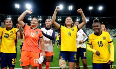 LaTri sub-20 femenina celebra el triunfo ante Ghana en el Mundial en Polonia. Foto: LaTri