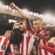 Plantel de Sunderland celebra el gol de Enzo Le Fee. Foto: Sunderland.