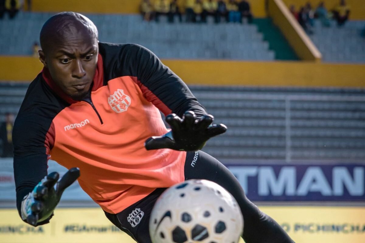 José Luis Angulo es el arquero que reemplaza a José David Contreras en Barcelona SC. Foto: BSC