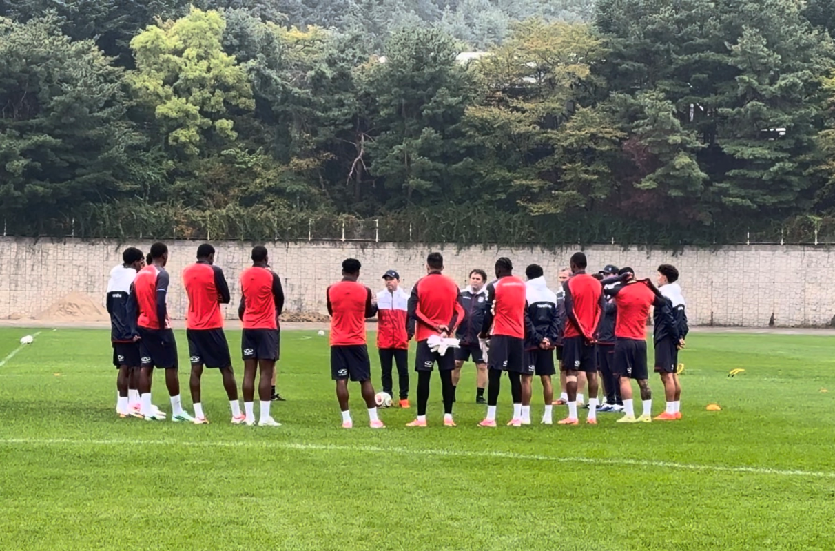 La Tri entrenando el viernes 25 de septiembre en Suwon, Corea del Sur. Foto La Tri