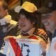 Marcelo Gallardo con un hincha japonés de River Plate. Foto Captura de pantalla