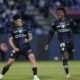 Ronald Briones y Djorkaeff Reasco de IDV en el partido de la fecha 29. Foto API