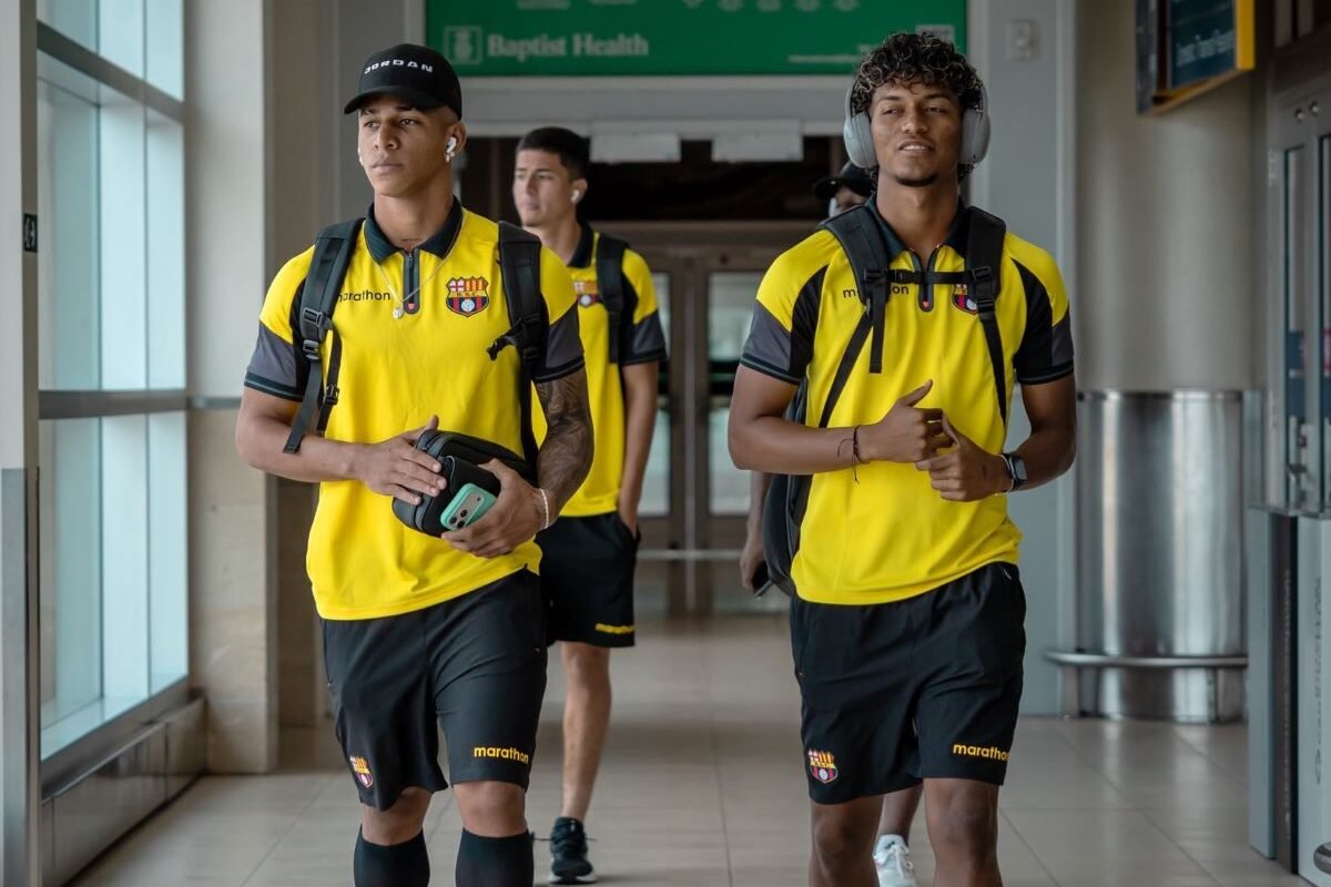 Barcelona SC llegando a Quito para su partido con Aucas. Foto Barcelona SC