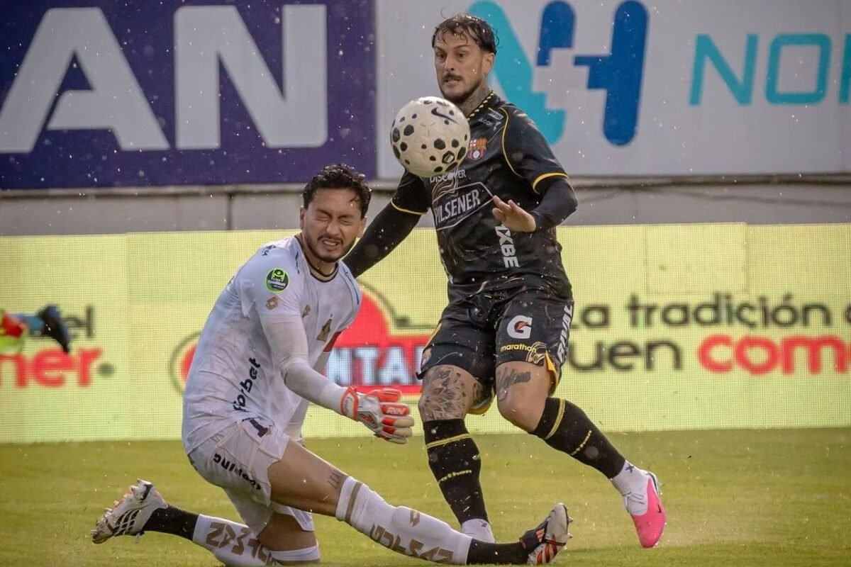 Esta es la acción del gol de Darío Benedetto para Barcelona SC. Foto: BSC