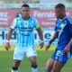 Jefferson Valverde, de Emelec, y Edinson Mero, de Guayaquil City. Foto: Emelec