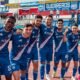 Jugadores de Emelec celebrando con la hinchada presente el triunfo ante Leones FC. Foto Emelec