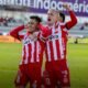 Jugadores de Técnico Universitario celebrando su tercer gol ante Mushuc Runa. Foto Técnico Universitario