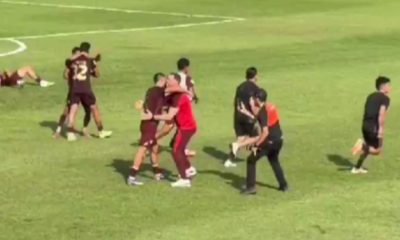 Jugadores de Vinotinto FC celebran la clasificación. Foto: Captura de pantalla